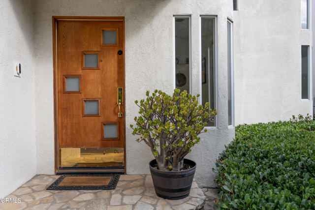Drew Fenton | 360 N Skyewiay Road Los Angeles CA | MLS: 7432717