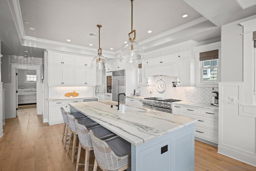 MLS #250017622SD img 34