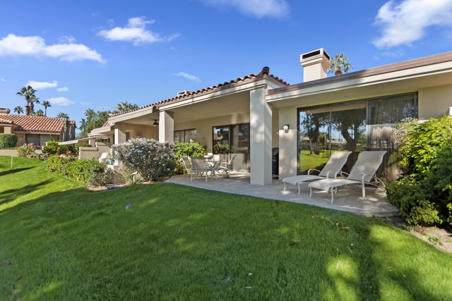 38615 Palm Valley Drive, Palm Desert CA: https://media.crmls.org/mediaz/1fde4c75-91aa-4c65-b821-a574a9378133.jpg