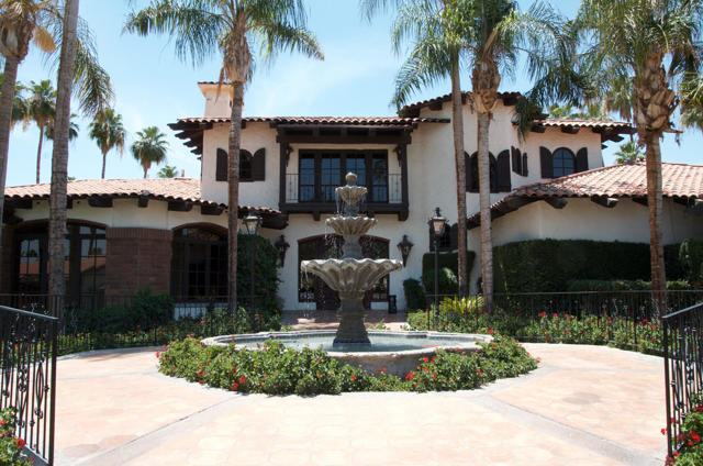 179 Gran, Palm Desert CA: https://media.crmls.org/mediaz/1fdfda46-852f-495a-b4bf-6925c228abb9.jpg