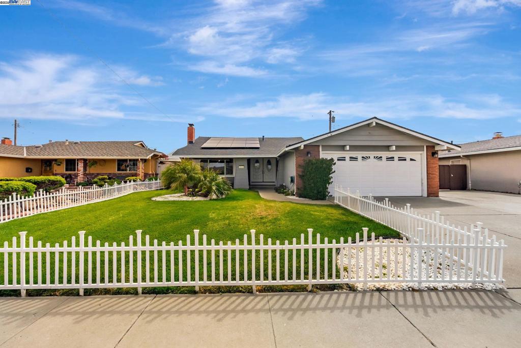 35128 Cabrillo Dr