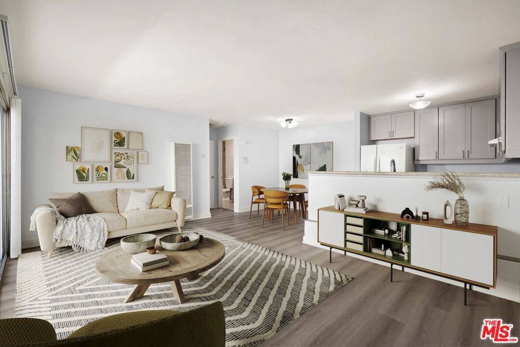 18530 Hatteras Street #115