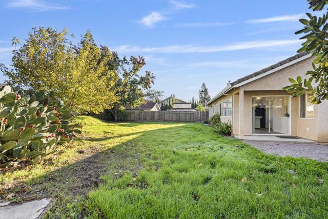 2199 Raleigh Circle, Hollister CA: https://media.crmls.org/mediaz/1fe230a4-992c-47de-86ad-5e67108a80a1.jpg