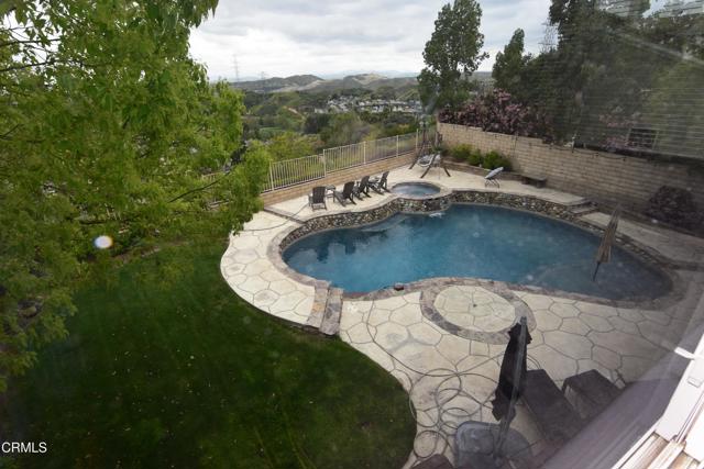 Detail Gallery Image 30 of 47 For 28469 Horseshoe Cir, Saugus,  CA 91390 - 4 Beds | 3 Baths