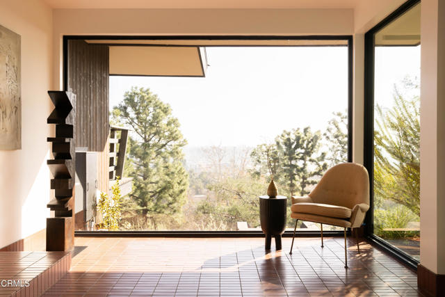 945 Linda Vista Avenue, Pasadena CA: https://media.crmls.org/mediaz/1fe4c561-7c70-45d4-9755-d83ef5ee8e46.jpg