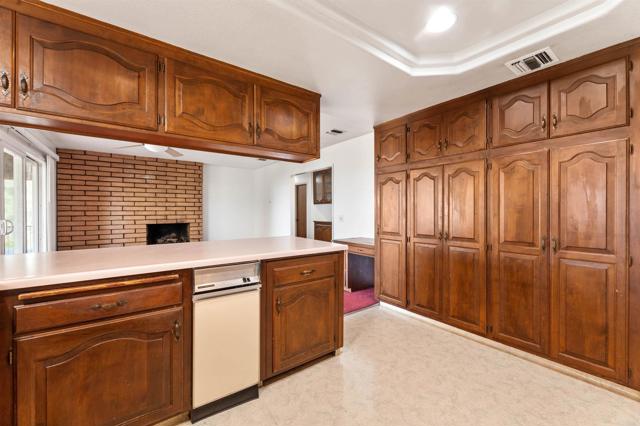 Detail Gallery Image 22 of 48 For 12408 Carinthia Dr, Whittier,  CA 90601 - 4 Beds | 3 Baths