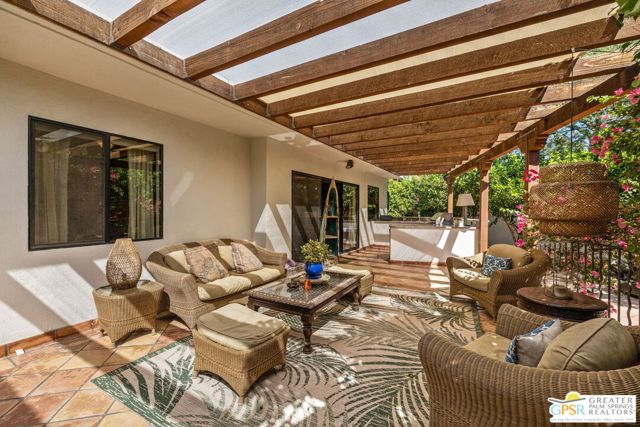 2336 N Girasol Avenue, Palm Springs CA: https://media.crmls.org/mediaz/1fe698b8-6cf1-4301-88d0-c973631a7708.jpg