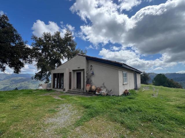 19375 Montevina Road, Los Gatos CA: https://media.crmls.org/mediaz/1fe6efe2-4797-4afc-a0c5-8c3c7ff86eb6.jpg