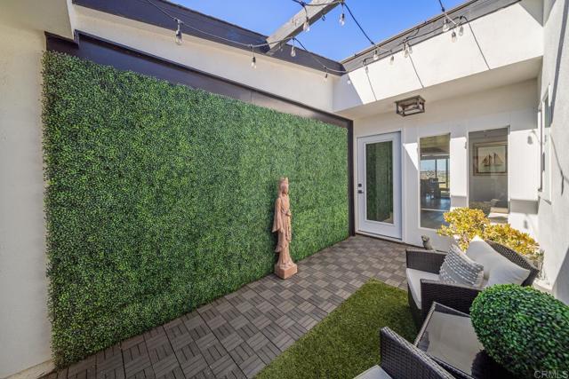 Detail Gallery Image 17 of 66 For 3902 Vista Campana #1,  Oceanside,  CA 92057 - 2 Beds | 2 Baths