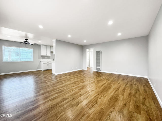 Detail Gallery Image 5 of 15 For 621 N Los Robles Ave, Pasadena,  CA 91101 - 2 Beds | 2 Baths