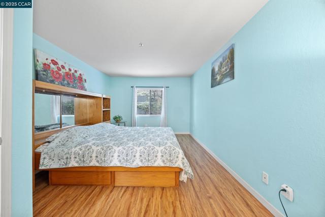 535 Pierce St, Albany CA: https://media.crmls.org/mediaz/1fe8457f-e9db-4b7b-a034-05a034f9b487.jpg
