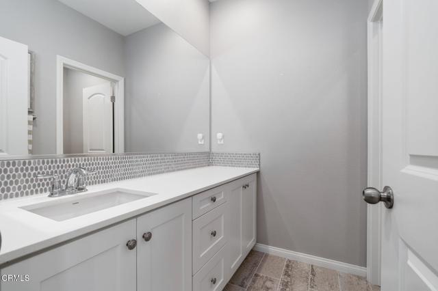190 Chickasaw Street, Ventura CA: https://media.crmls.org/mediaz/1fe84b29-6493-4509-9227-8c2e5bfad8de.jpg