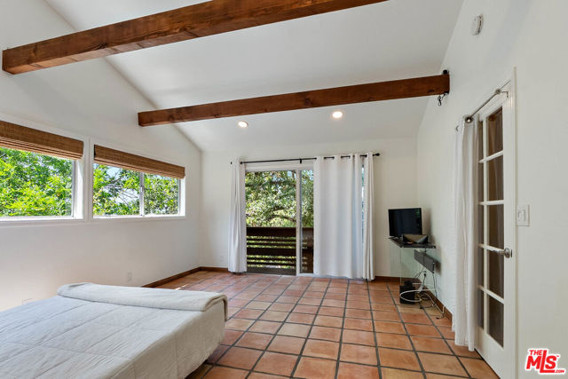 4713 Bedel Street, Woodland Hills CA: https://media.crmls.org/mediaz/1fe85e24-9fce-4d83-9191-5789615f1c5a.jpg
