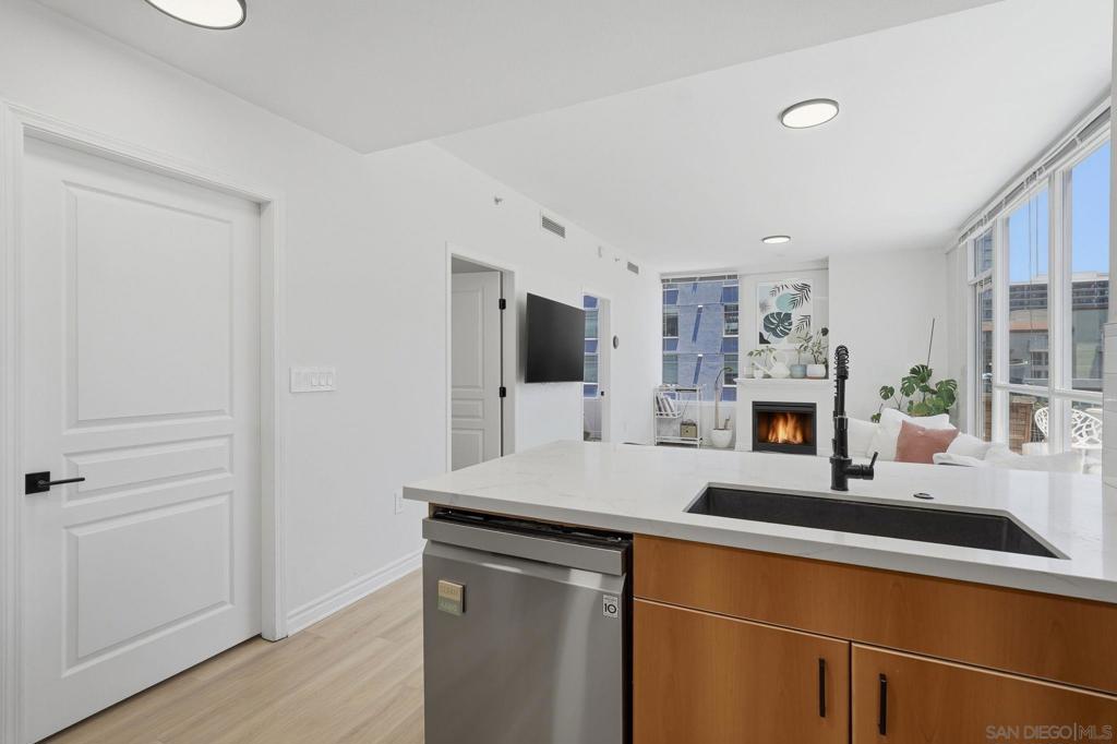1580 Union - photo 11