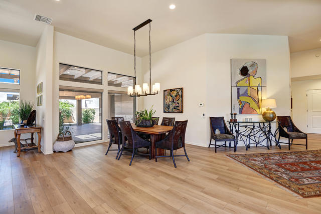 76470 Pala Palms Drive, Indian Wells CA: https://media.crmls.org/mediaz/1fe9d031-7b68-4b1f-a225-1e4bd7c51586.jpg