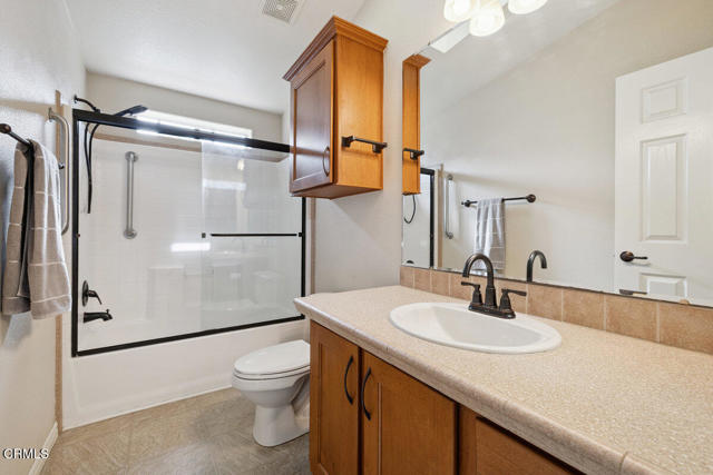 Detail Gallery Image 26 of 45 For 139 Dickens Cir #139,  Ventura,  CA 93003 - 3 Beds | 2 Baths