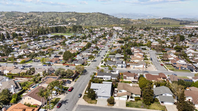 Detail Gallery Image 50 of 52 For 3807 Olivo Ct, Camarillo,  CA 93010 - 5 Beds | 3/1 Baths