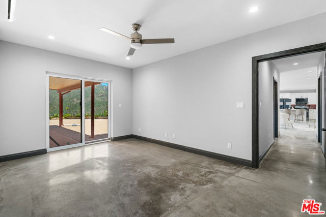 10825 Pacific View Drive photo 25