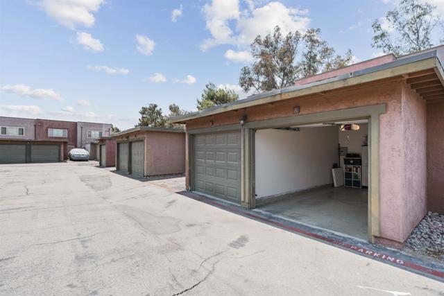 Detail Gallery Image 22 of 24 For 1463 N Broadway a,  Escondido,  CA 92026 - 2 Beds | 1/1 Baths