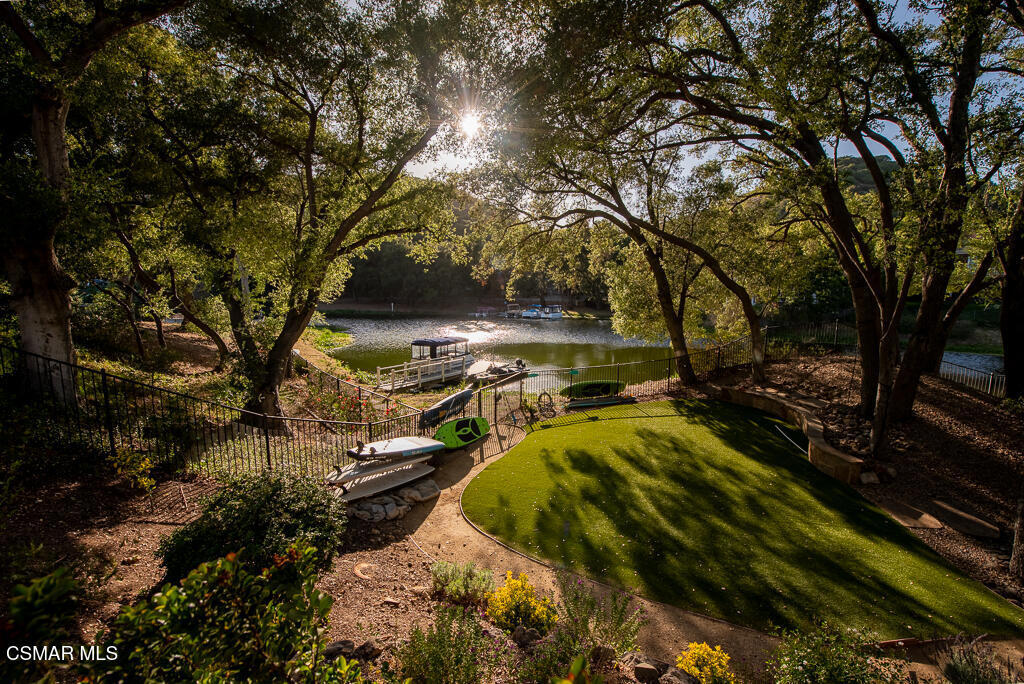 224 Lake Sherwood Drive — Traditional,Cape Cod