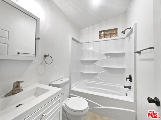 42859 23rd Street, Lancaster CA: https://media.crmls.org/mediaz/1fec6623-9878-426b-9960-bc56513514a1.jpg