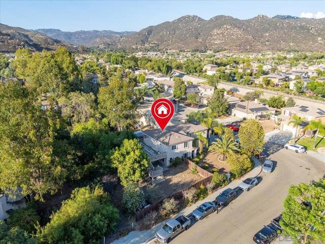609 Jacks Creek Road, Escondido CA: https://media.crmls.org/mediaz/1fec82da-9d10-4b05-9afe-7f89f14009e0.jpg
