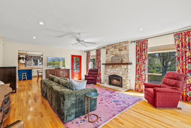 713 Salinas Monterey Highway, Salinas CA: https://media.crmls.org/mediaz/1feca889-4f31-45ea-a209-e7015334cef9.jpg