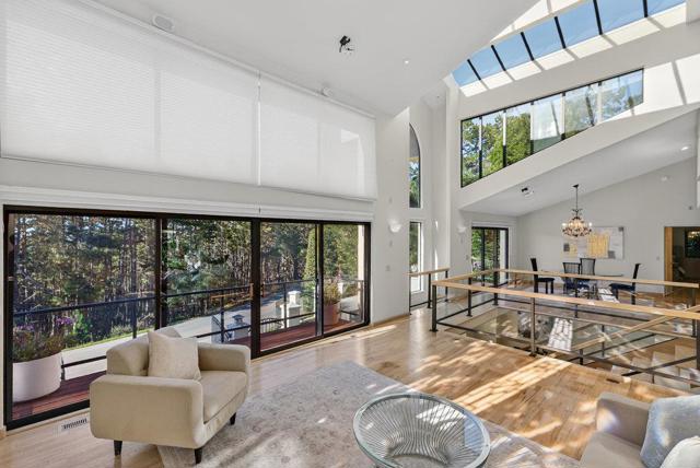 4051 Los Altos Drive, Pebble Beach CA: https://media.crmls.org/mediaz/1fed7f45-0379-4ac2-a201-ef47ae6960fc.jpg