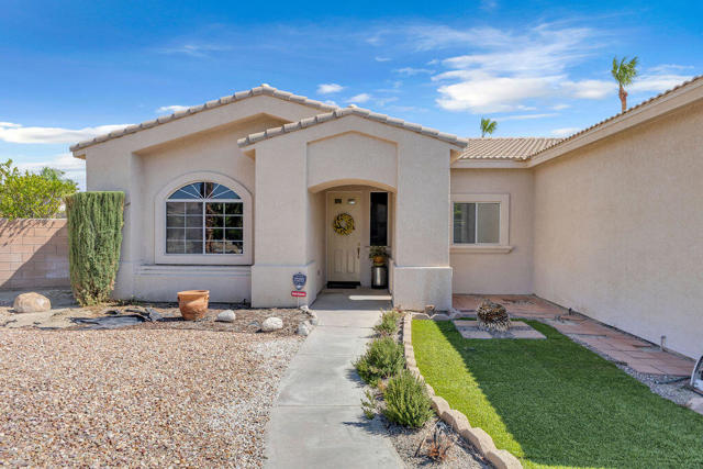 Image 33 of 38 For 68138 Seville Court
