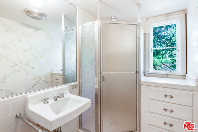 2109 Rosita Place, Palos Verdes Estates, California 90274, 4 Bedrooms Bedrooms, 0 ,4 BathroomsBathrooms,Residential,For Sale,Rosita,0,26642297 2109 Rosita Place, Palos Verdes Estates, California 90274, 4 Bedrooms Bedrooms, 0 ,4 BathroomsBathrooms,Residential,For Sale,Rosita,0,26642297