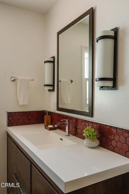 Detail Gallery Image 24 of 45 For 1300 Meadowbrook Rd, Altadena,  CA 91001 - 3 Beds | 2 Baths