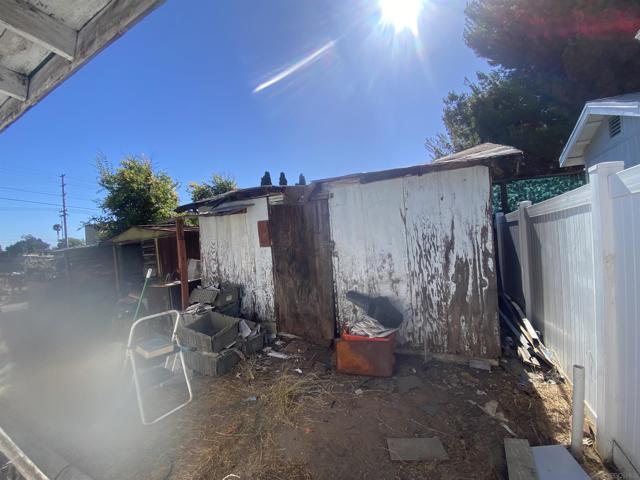 4970 Mable Way, San Diego CA: https://media.crmls.org/mediaz/1ff19df0-4371-404d-820b-9c0a5b4d6ce1.jpg
