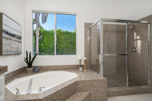 76936 Comanche Lane, Indian Wells CA: https://media.crmls.org/mediaz/1ff23782-21f2-43b6-8263-6edb29d6c37e.jpg