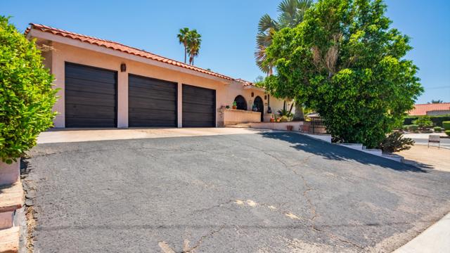 79755 Ryan Way, Bermuda Dunes CA: https://media.crmls.org/mediaz/1ff2456c-c7aa-4800-8d87-b0c97af75a0a.jpg