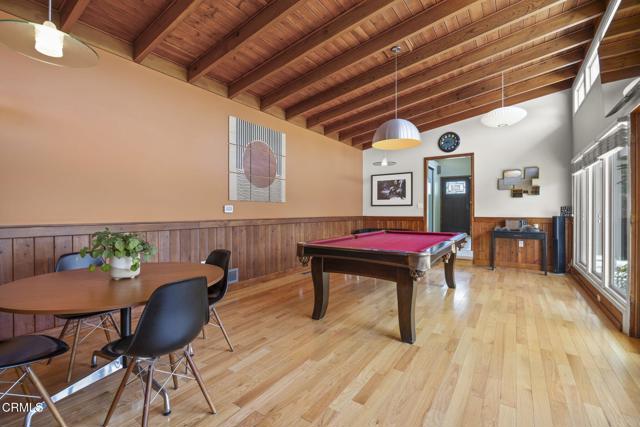 109 Shamrock Drive, Ventura CA: https://media.crmls.org/mediaz/1ff2b768-c755-4044-900e-0cc8a663cc97.jpg