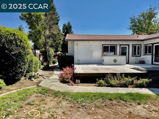 44 Dos Rios Ct, San Ramon CA: https://media.crmls.org/mediaz/1ff2c8cd-49dc-44da-94f7-a3bda471ed5b.jpg