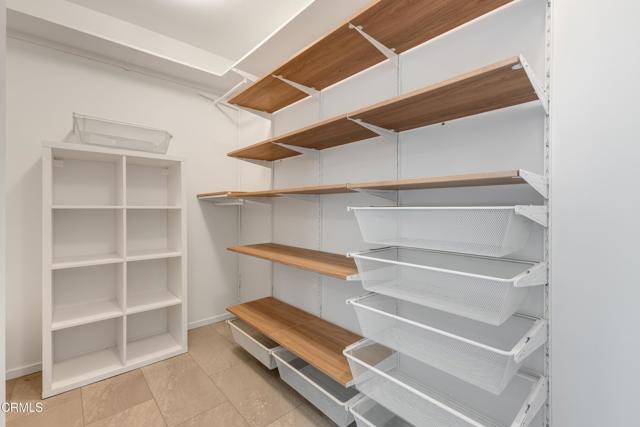 2657 Zorada Drive, Los Angeles CA: https://media.crmls.org/mediaz/1ff3ed55-4abb-4094-9488-4da6177a4868.jpg