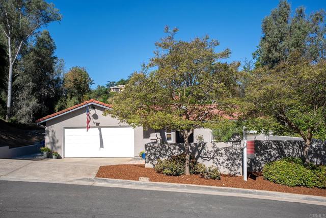 Detail Gallery Image 4 of 54 For 1668 Avenida Cherylita, El Cajon,  CA 92020 - 4 Beds | 2/1 Baths