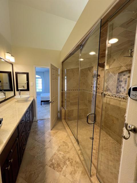 Detail Gallery Image 7 of 21 For 8597 via  Mallorca #E,  La Jolla,  CA 92037 - 2 Beds | 2 Baths