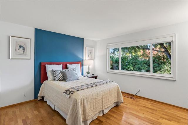 20802 SEVILLA Lane, Saratoga CA: https://media.crmls.org/mediaz/1ff8e3d6-1a1b-4c07-96ab-73117d6e9463.jpg