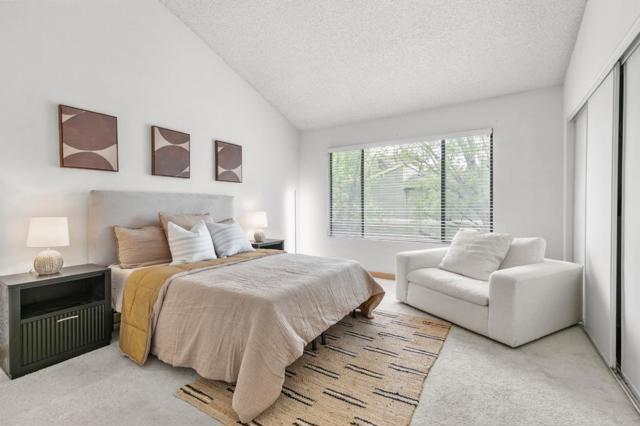 37000 Meadowbrook, Fremont CA: https://media.crmls.org/mediaz/1ff9203a-176f-41d3-b639-1477163a6597.jpg
