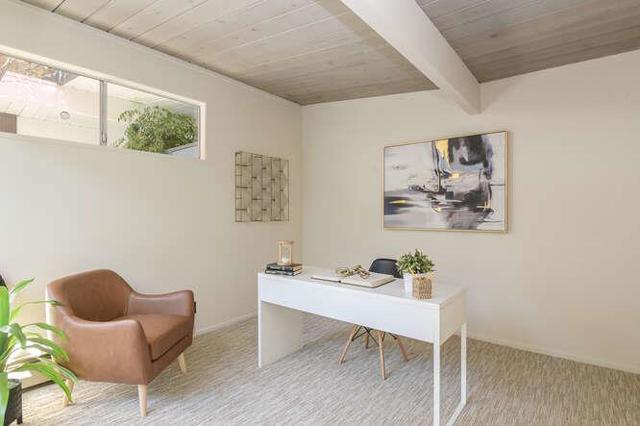 812 San Francisco Court, Stanford CA: https://media.crmls.org/mediaz/1ff92a81-5fc7-4ed2-a11a-fb5cecd7af5c.jpg