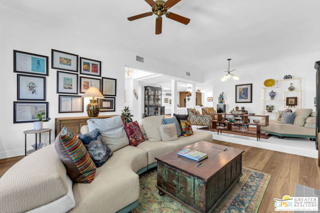 12 Santa Clara Drive, Rancho Mirage CA: https://media.crmls.org/mediaz/1ff99538-9181-48d0-9ec8-e3f9429dcdb6.jpg