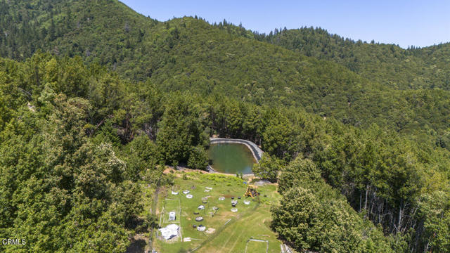 4350 Cahto Peak Road, Laytonville CA: https://media.crmls.org/mediaz/1ffb101c-a142-4db2-a2a9-3a6f515535e1.jpg