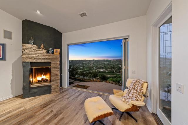 30330 Via Maria Elena, Bonsall CA: https://media.crmls.org/mediaz/1ffb16f3-672f-4894-a0b6-6a9b904cf75b.jpg