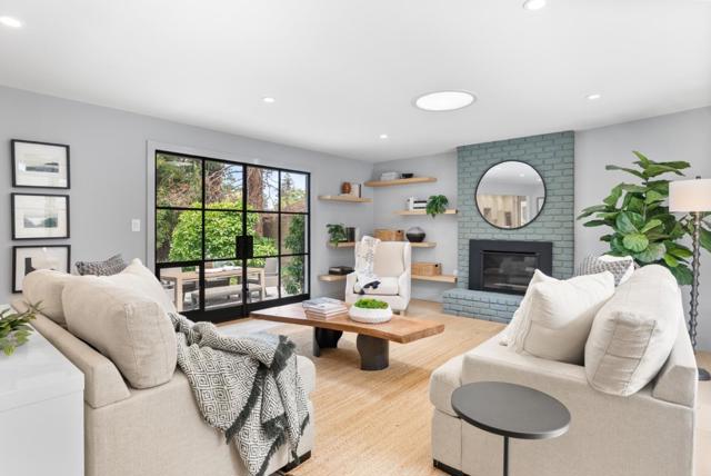 730 Monte Rosa Drive, Menlo Park CA: https://media.crmls.org/mediaz/1ffce7d1-5544-44f5-9e69-a3037b908cbb.jpg