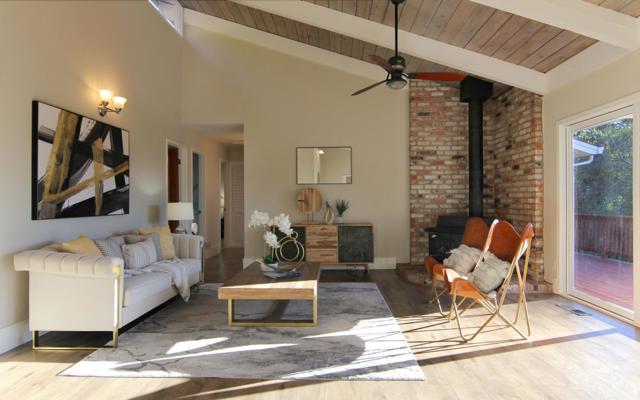 23416 Sunset Drive, Los Gatos CA: https://media.crmls.org/mediaz/1ffd4c48-2fe4-4df3-84f7-81dc23148af8.jpg