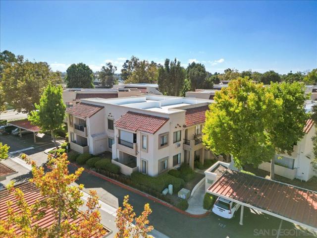 8488 New Salem St #69, San Diego CA: https://media.crmls.org/mediaz/1ffd6c69-ec64-4c3e-91ff-20479921f388.jpg