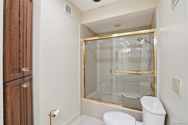 Image 36 of 46 For 1099 1 Street 223