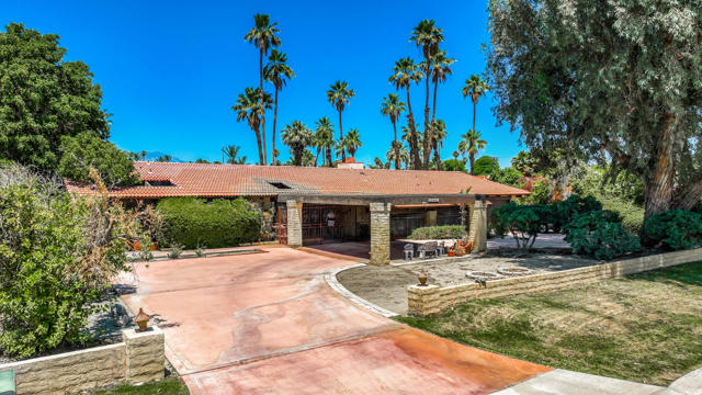 43081 Port Maria Road, Bermuda Dunes CA: https://media.crmls.org/mediaz/1ffebcc0-7f1f-4f5e-a823-88363f917041.jpg